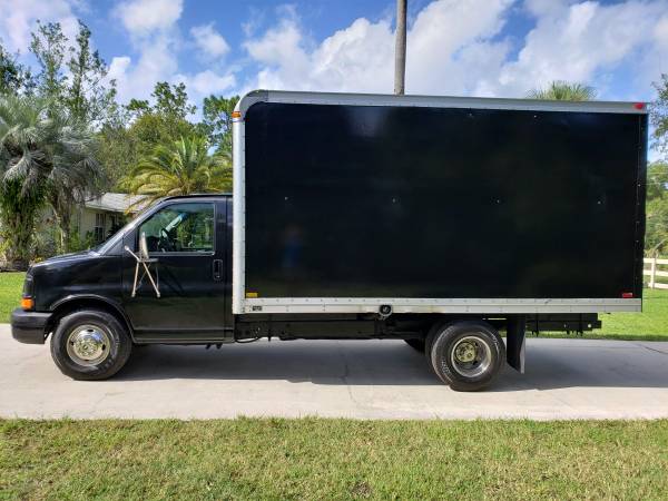 2007 Chevrolet Express Cutaway 3500 Box Truck 14' - Low Miles - Chevy for sale in Lake Helen, FL – photo 2