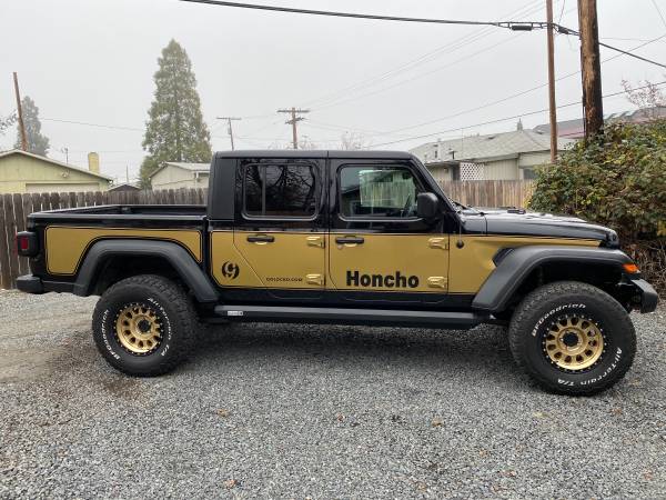 2020 JEEP GLADIATOR FOR SALE OR TRADE - cars & trucks - by owner -... for sale in Grants Pass, OR – photo 8