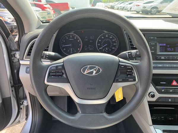 2017 Hyundai Elantra SE FWD Sedan for sale in Slidell, LA – photo 9