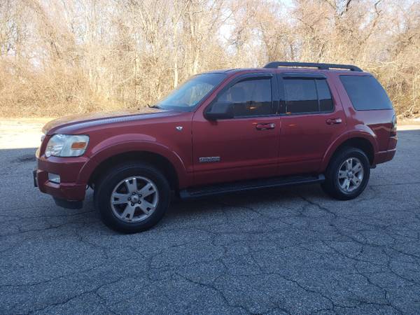 2007 Ford Explorer XLT w/low miles for sale in New London, CT – photo 2