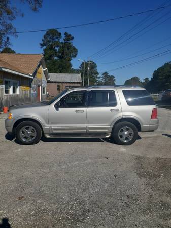 2004 Ford Explorer - cars & trucks - by dealer - vehicle automotive... for sale in Castle Hayne, NC – photo 7