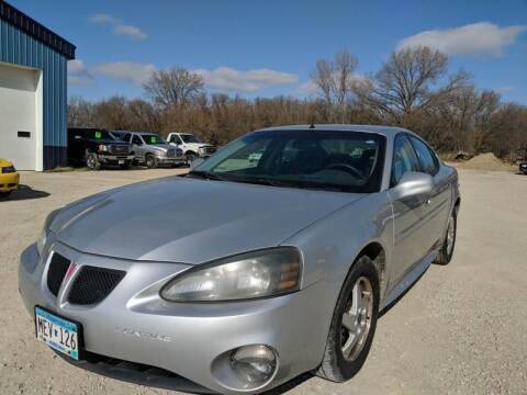 2004 Pontiac Grand Prix - cars & trucks - by dealer - vehicle... for sale in Rochester, MN – photo 2