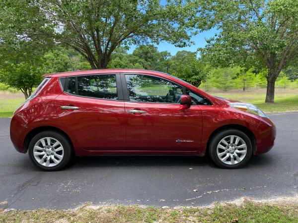 2015 NISSAN LEAF S HATCHBACK - FULLY ELECTRIC - - by for sale in Tallahassee, FL – photo 6