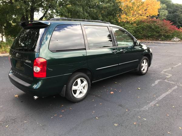 MAZDA MPV LX MINIVAN - MAKE AN OFFER - ONLY 79K MILES! for sale in Bridgeport, CT – photo 4