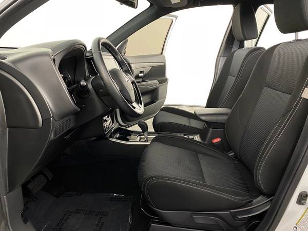 2018 Mitsubishi Outlander 4x4 4WD LE SUV - - by dealer for sale in Walla Walla, WA – photo 18