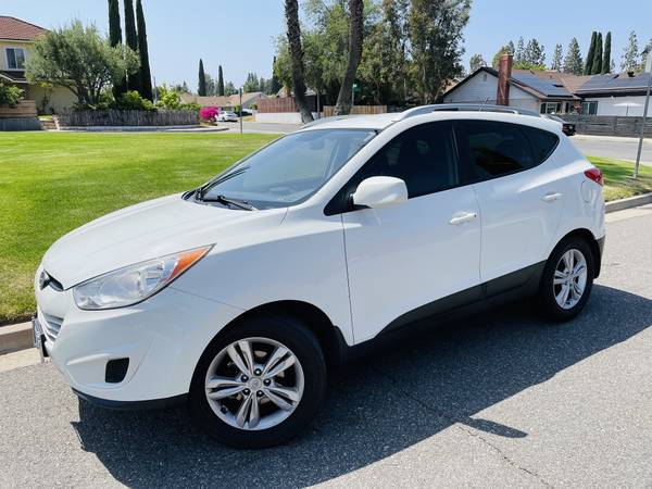 2011 Hyundai Tucson GLS LOADED CLEAN TITLE for sale in San Clemente, CA – photo 3