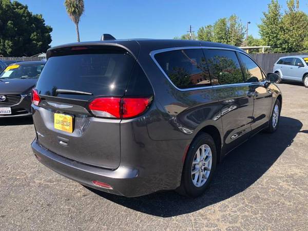 2017 Chrysler Pacifica $2000 Down Payment Easy Financing!Credito Facil for sale in Santa Ana, CA – photo 6