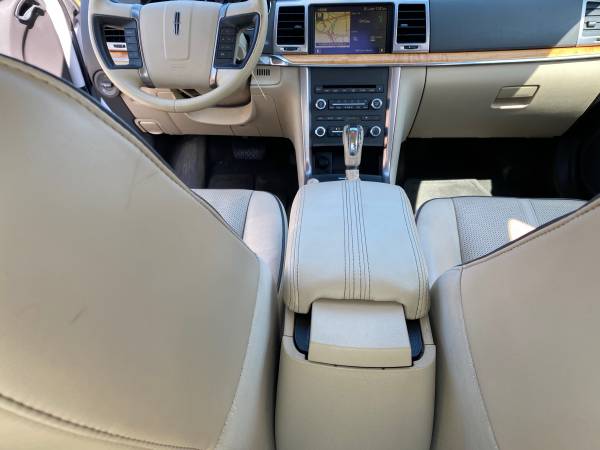 ***2010 LINCOLN MKZ*** low miles - cars & trucks - by owner -... for sale in Baton Rouge , LA – photo 9