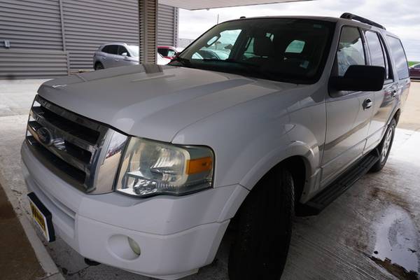 SEATING FOR 8! - PEOPLE MOVER! - 2010 Ford Expedition 4x4 XLT! for sale in Alva, OK – photo 4