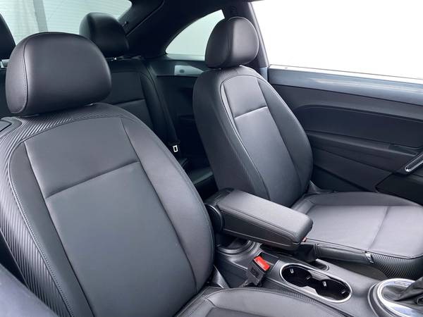 2012 VW Volkswagen Beetle 2.5L Hatchback 2D hatchback Gray - FINANCE... for sale in New Haven, CT – photo 18