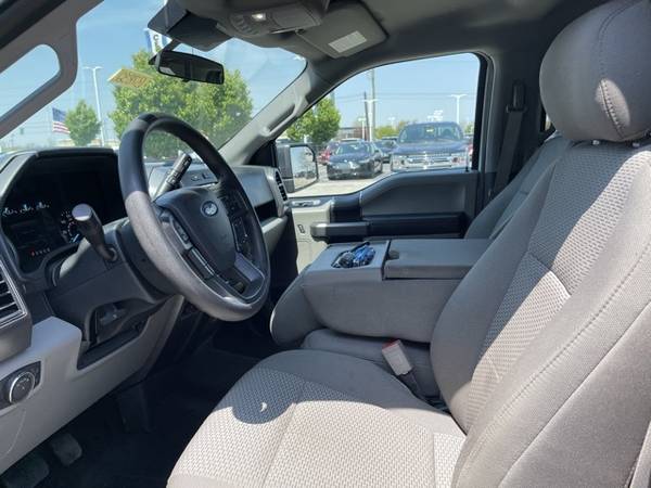 2020 Ford F-150 XLT - - by dealer - vehicle automotive for sale in Plainfield, IN – photo 18