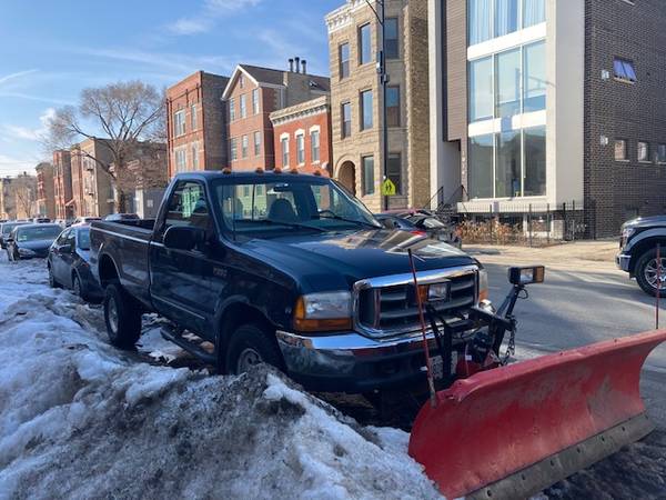 Ford F-250 (4x4) - WITH PLOW for sale in Chicago, IL