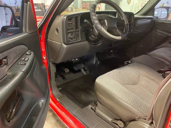 2007 Chevy Silverado 2x2 - cars & trucks - by owner - vehicle... for sale in Frontenac, MO – photo 10