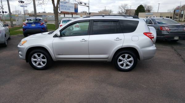 SUPER CLEAN AND LOADED! 2011 Toyota RAV 4 Limited 4x4 - cars & for sale in Sioux Falls, SD – photo 8