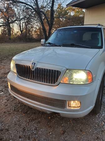 05 Lincoln Navigator - cars & trucks - by owner - vehicle automotive... for sale in Marietta, TX – photo 5