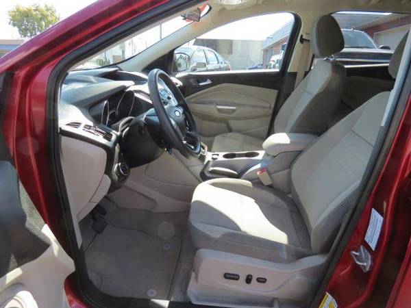 2014 Ford Escape SE - $499 Down Drives Today W.A.C.! - cars & trucks... for sale in Toledo, OH – photo 7