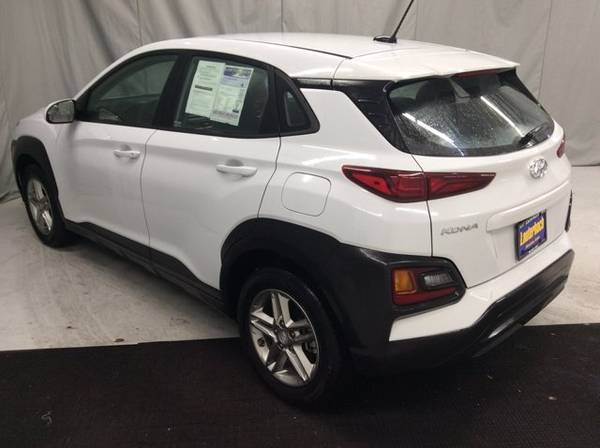 2019 Hyundai Kona SE suv White - - by dealer - vehicle for sale in Other, IA – photo 4