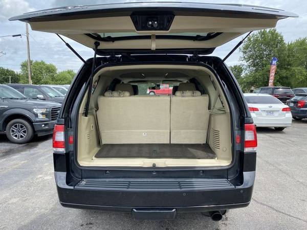 2016 Lincoln Navigator - Financing Available! - cars & trucks - by... for sale in Harrisonville, KS – photo 17