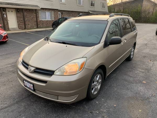 2004 Toyota Sienna - cars & trucks - by owner - vehicle automotive... for sale in Lisle, IL – photo 2