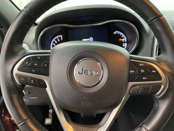 2020 Jeep Grand Cherokee Laredo - cars & for sale in PUYALLUP, WA – photo 13