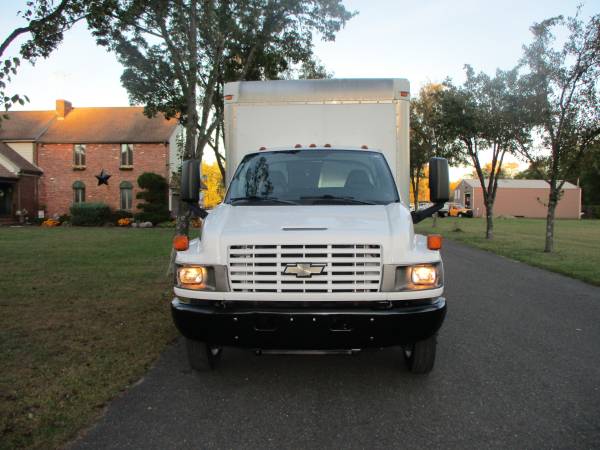 2009 Chevrolet 4500 Diesel Box Truck 16k miles - cars & trucks - by... for sale in Blackwood, NJ – photo 5