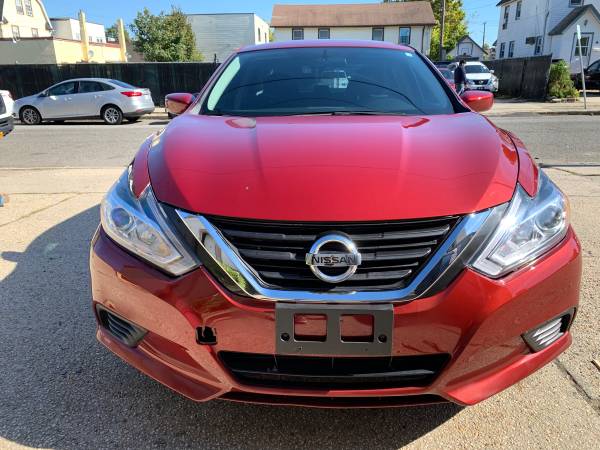 2016 Nissan Altima S 37k miles Red/blk Clean title Paid off cash deal for sale in Baldwin, NY – photo 2