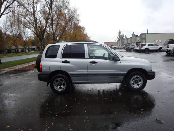 2000 CHEVROLET TRACKER 4-DOOR SPORT 4X4 4-CYL AUTO AC PS 104K MILES... for sale in LONGVIEW WA 98632, OR – photo 8