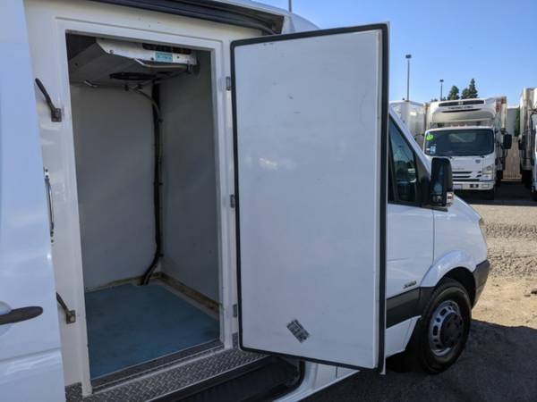 2011 FREIGHTLINER SPRINTER 3500 Extended High Roof Refrigeration... for sale in Fountain Valley, CA – photo 13