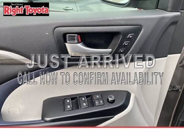 Used 2018 Toyota Highlander Limited Platinum, only 31k miles! - cars for sale in Scottsdale, AZ – photo 12
