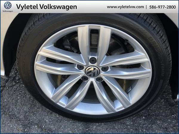 2018 Volkswagen Passat sedan 2 0T SE w/Technology Auto - cars & for sale in Sterling Heights, MI – photo 7