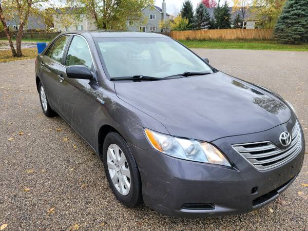 2008 Toyota Camry XLE HYBRID - cars & trucks - by owner - vehicle... for sale in Woodstock, IL – photo 2