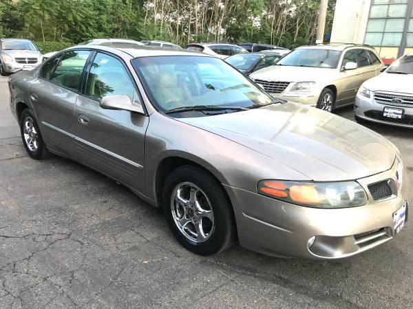 2004 PONTIAC BONNEVILLE - cars & trucks - by dealer - vehicle... for sale in milwaukee, WI – photo 4