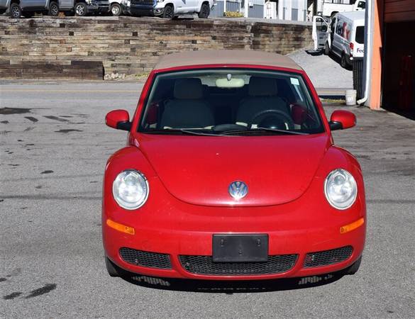 2007 VW Beetle - GUARANTEED APPROVAL - cars & trucks - by dealer -... for sale in Waynesville, NC – photo 2