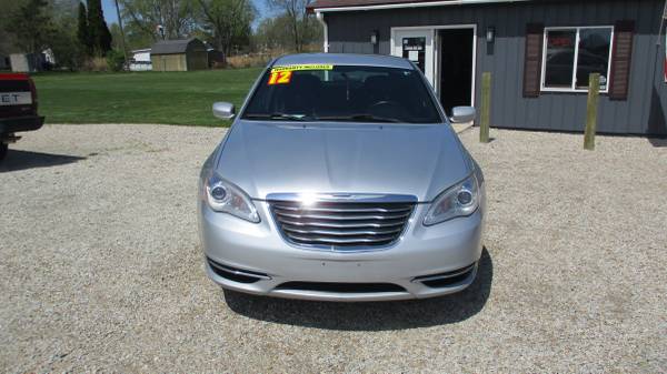 2012 Chrysler 200 Touring - - by dealer - vehicle for sale in Chrisman, IL, IL – photo 2