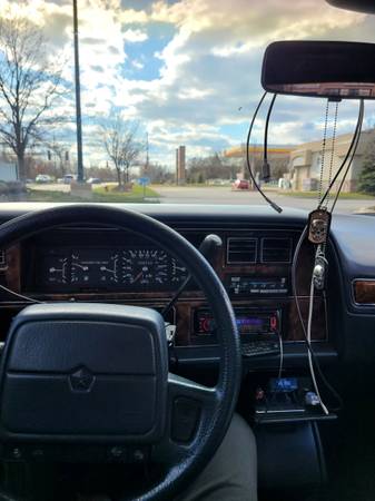 1993 Chrysler New Yorker for sale in Eola, IL – photo 6