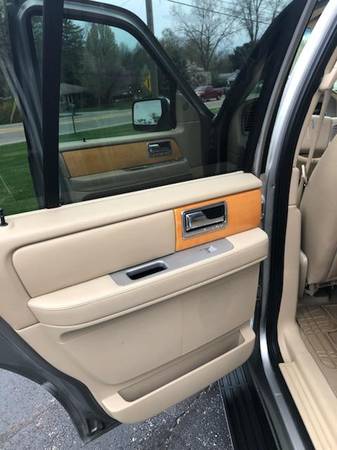 2008 Lincoln Navigator for sale in Tallmadge, OH – photo 7