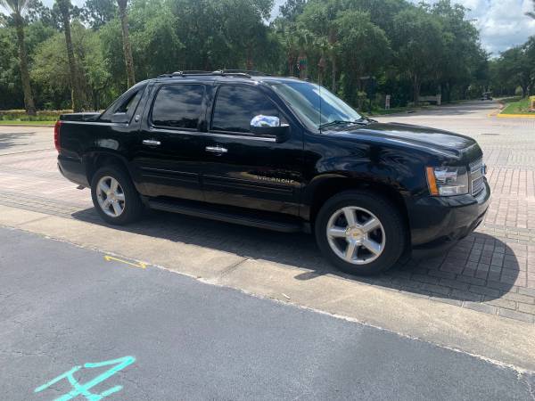 2013 Chevrolet Avalanche - - by dealer - vehicle for sale in South Daytona, FL – photo 4