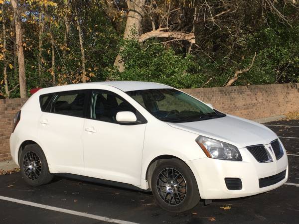 Gorgeous 2010 Pontiac Vibe with rare 5-speed manual & more! - cars &... for sale in Livonia, MI – photo 4