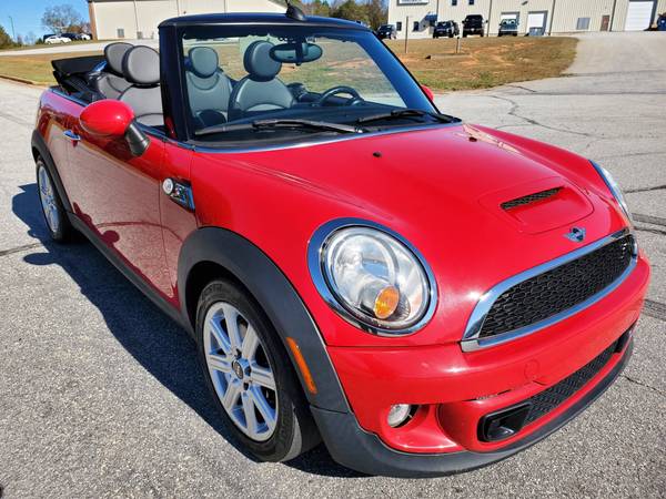 2013 Mini Convertible Cooper S - Financing Available - cars & trucks... for sale in Piedmont, SC – photo 3