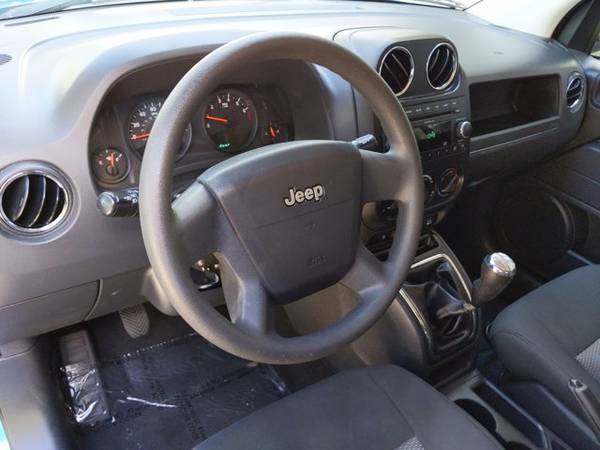 2009 Jeep Compass Sport SKU:9D189564 SUV - cars & trucks - by dealer... for sale in Greenacres, FL – photo 11