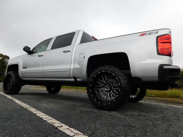 LIFTED 18 CHEVY SILVERADO LT Z71 CREW 4X4 22X12 *NEW 33X12.50 MT'S!!... for sale in KERNERSVILLE, SC – photo 8