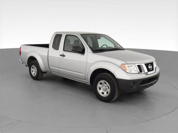 2017 Nissan Frontier King Cab S Pickup 2D 6 ft pickup Silver -... for sale in Greenville, SC – photo 15