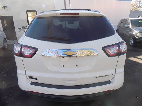 2014 Chevy Traverse 2LT AWD (#7952) - cars & trucks - by dealer -... for sale in Minneapolis, MN – photo 6