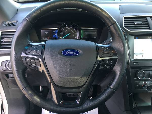 2017 Ford Explorer XLT 3Rd Row Leather Roof Nav! Warranty! for sale in Bridgeport, NY – photo 23