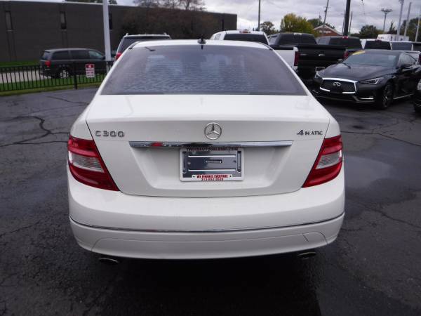 2009 MERCEDES BENZ C300**LIKE NEW**MUST SEE**SUPER CLEAN**FINANCING AV for sale in Detroit, MI – photo 6