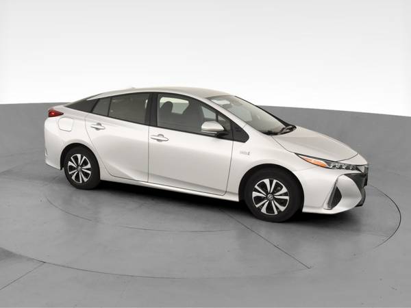 2018 Toyota Prius Prime Plus Hatchback 4D hatchback Silver - FINANCE... for sale in Bakersfield, CA – photo 14