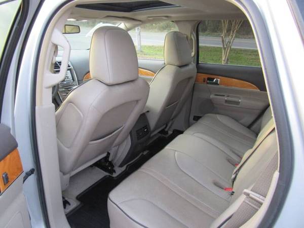 2011 LINCOLN MKX 70k MILES 1 OWNER ALWAYS A SOUTHERN VEHICLE - cars... for sale in Matthews, SC – photo 10