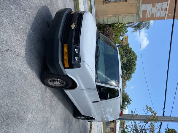 2018 Chevrolet Express 2500 for sale in Hollywood, FL – photo 4