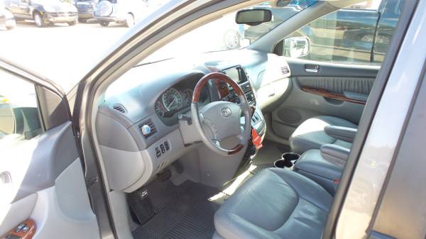 2004 Toyota Sienna XLE Limited 7 Passenger - cars & trucks - by... for sale in Upper Marlboro, District Of Columbia – photo 13