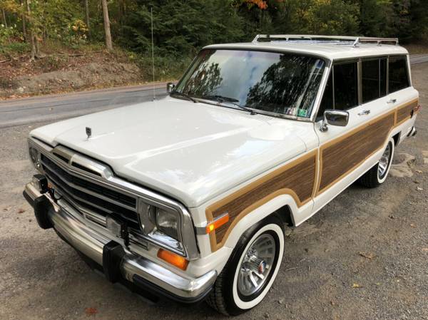 1988 *Jeep* *Grand Wagoneer* *Woody Wagon* White - cars & trucks -... for sale in Johnstown , PA – photo 10